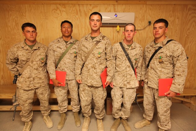 7th ESB Marines Awarded for 'heroic Actions' During Leatherneck Fire ...