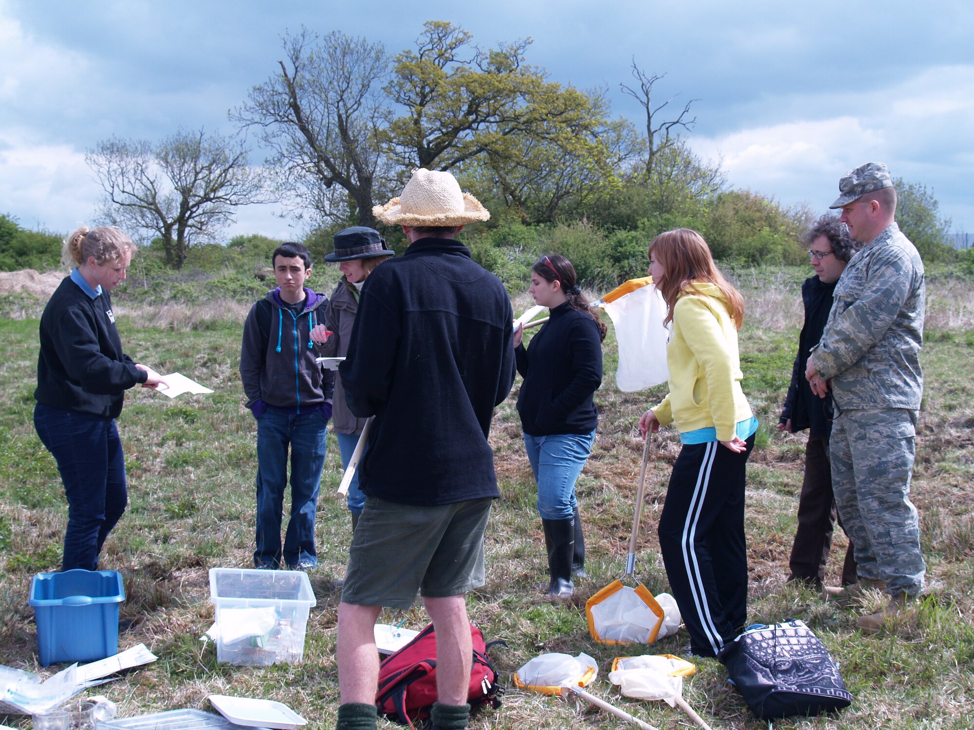 RAF MOLESWORTH, United Kingdom – Staff from the Cambridgeshire Wildlife Trust give guidance on the proper identification of invertebrate species to RAF Alconbury High School students here May 10.