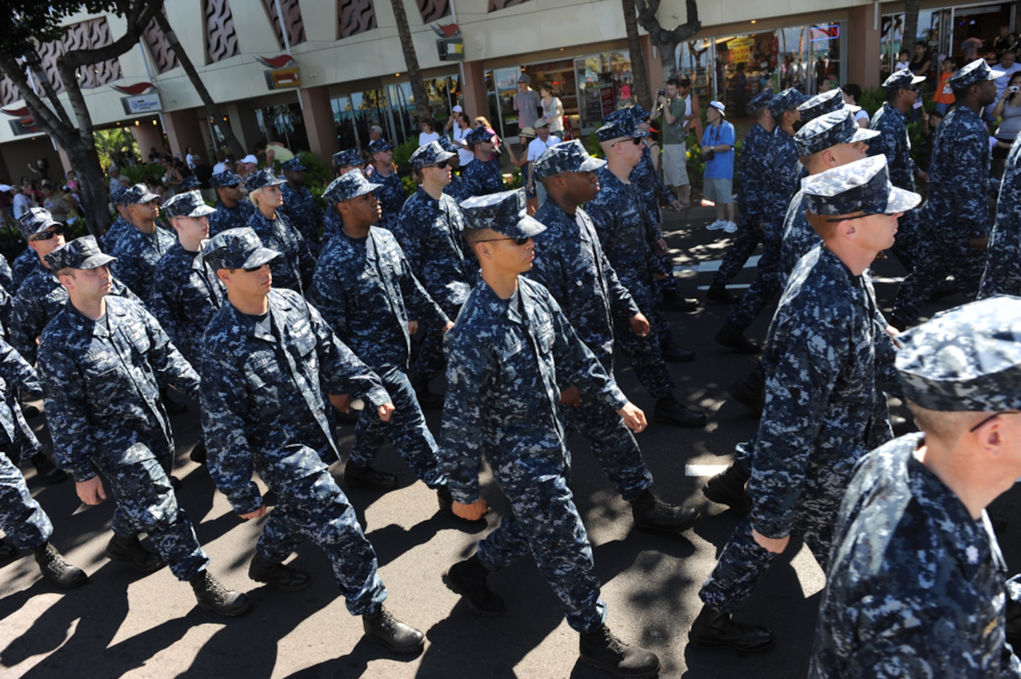 Military Appreciated In Honolulu > Pacific Air Forces > Article Display