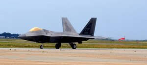 LANGLEY AIR FORCE BASE, Va. -- Lt. Col. Robert Sandford, 192d Fighter Wing chief of standardization and evaluation, taxis in an F-22 Raptor after surpassing 4,000 flight hours May 17. Sandford amassed the milestone flight time over 24 years, flying A-7 Corsairs, F-16 Fighting Falcons and F-22 Raptors. (U.S. Air Force photo/Airman 1st Class Gul Crockett)