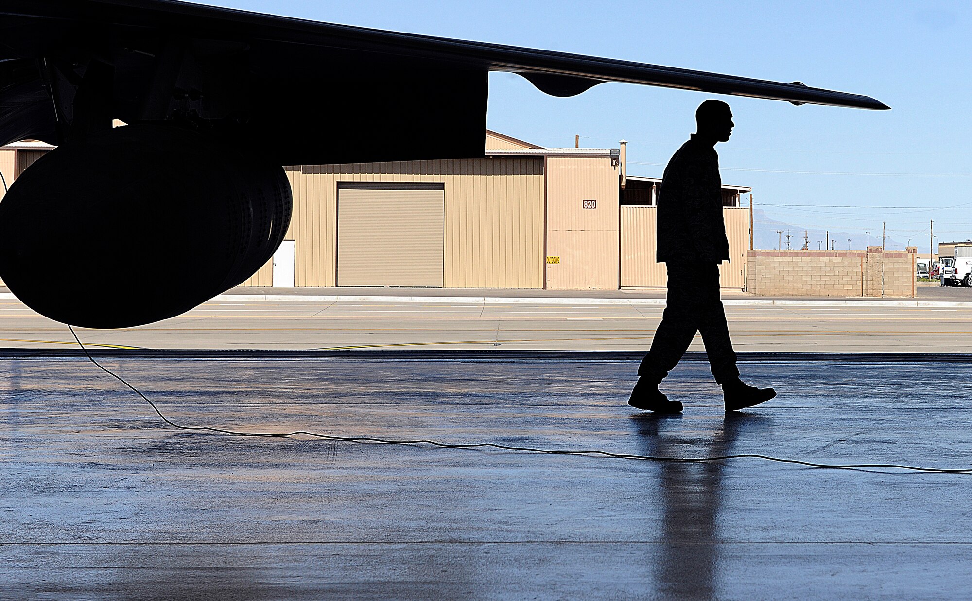 HOLLOMAN AIR FORCE BASE, N.M. -- Senior Airman Shawn Creedon, 49th Aircraft Maintenance Squadron, prepares an F-22 Raptor to take off for a deployment to Kadena Air Base, Japan, May 24, 2010. As part of continuing force posture adjustments to address worldwide requirements, the United States continues to deploy additional forces throughout the Western Pacific as part of U.S. Pacific Command's Theater Security Package. (U.S. Air Force photo by Senior Airman John D. Strong II / Released)  