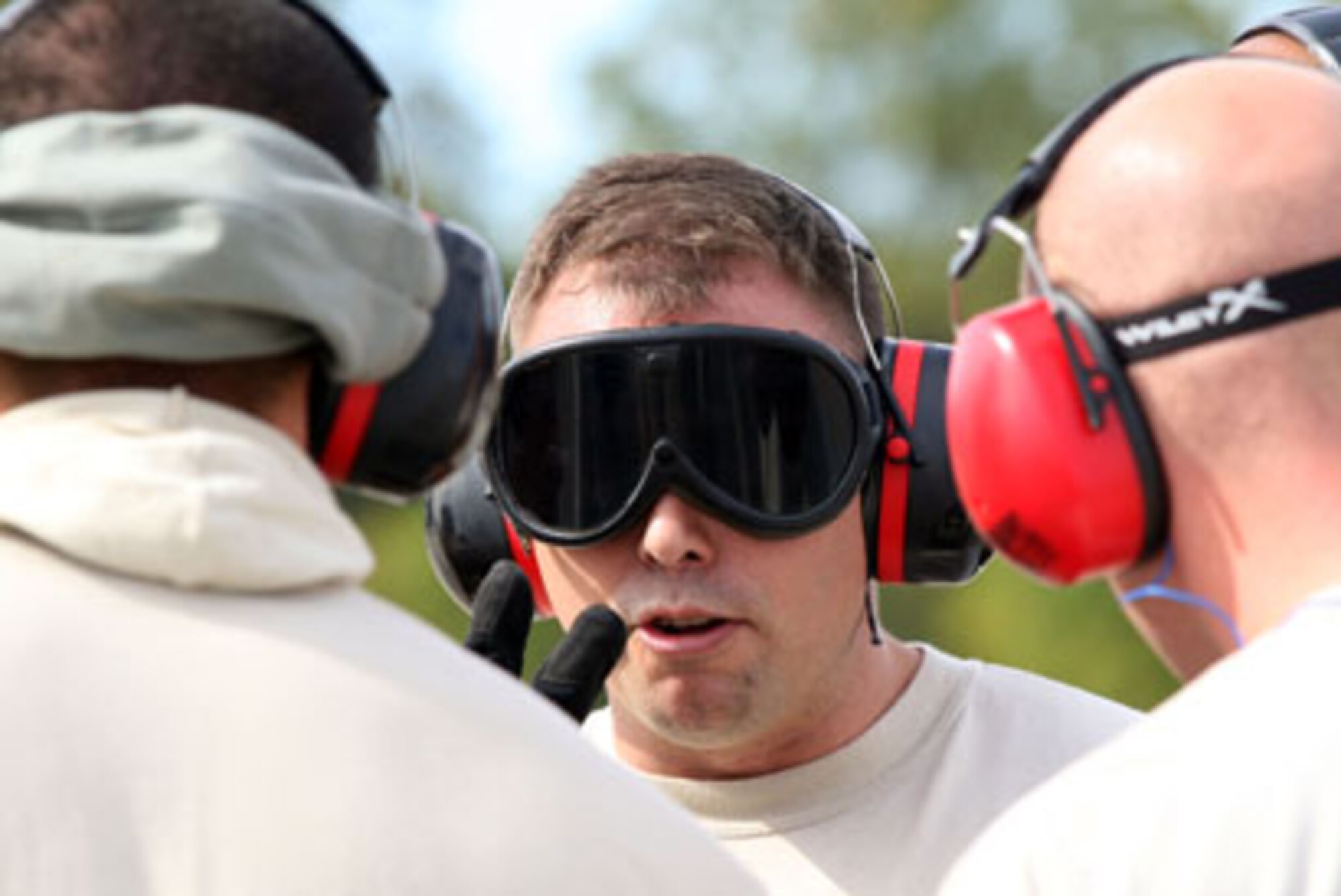 Preparing for the ERO event at Port Dawg Challenge 2010. (U.S. Air Force Photo/Don Peek)