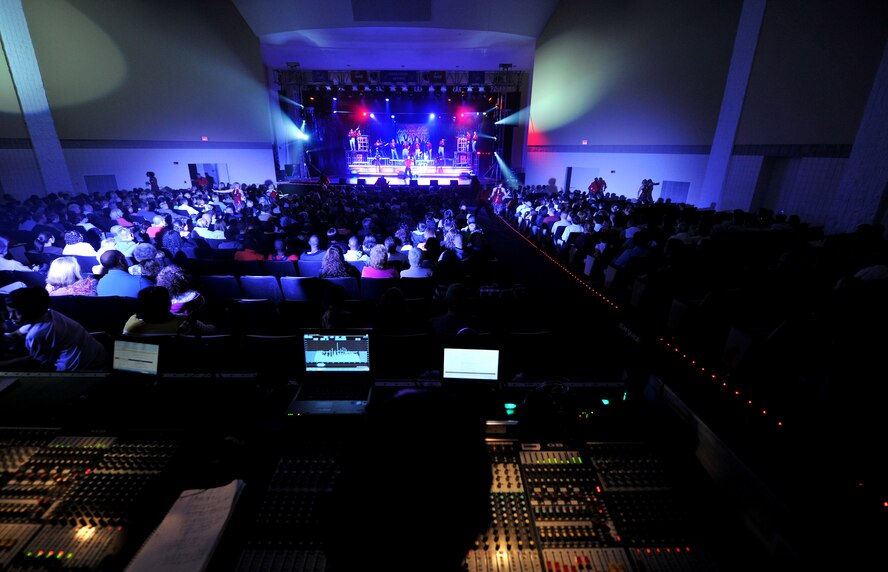 VALDOSTA, Ga. -- Tops In Blue members put on a show for the local community at the Valdosta Performing Arts Center Nov. 2. Each year, Air Force personnel stationed worldwide compete in a multilevel competition for the right to be selected as a member of Tops In Blue, which is an all-active duty U.S. Air Force special unit.
(U.S. Air Force photo/Airman 1st Class Joshua Green)(RELEASED)
