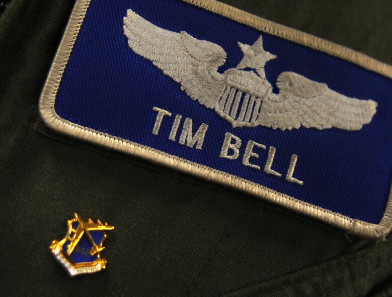 BARKSDALE AIR FORCE BASE, La. -- Seven crewmembers from the 11th and 93rd Bomb squadrons were awarded a pin to recognize their 2,000 flying hours Oct. 29. The pin is specific to the B-52H Stratofrotress and represents the long line of heritage between the aircraft developers and its flying community.  (U.S. Air Force photo/Senior Airman Alexandra M. Boutte)