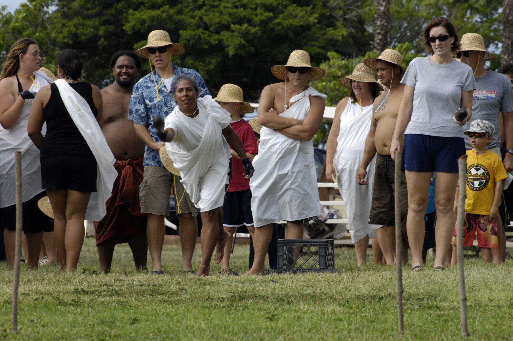 Cheryl Mann of the Kamahao Canoe Club competes in the moa pahe'e (dart tossing) event at Kapuaikaula (Hickam) Harbor Nov. 6 during the Makahiki at Joint Base Pearl Harbor-Hickam, Hawaii. (Photo by David D. Underwood, Jr.)
