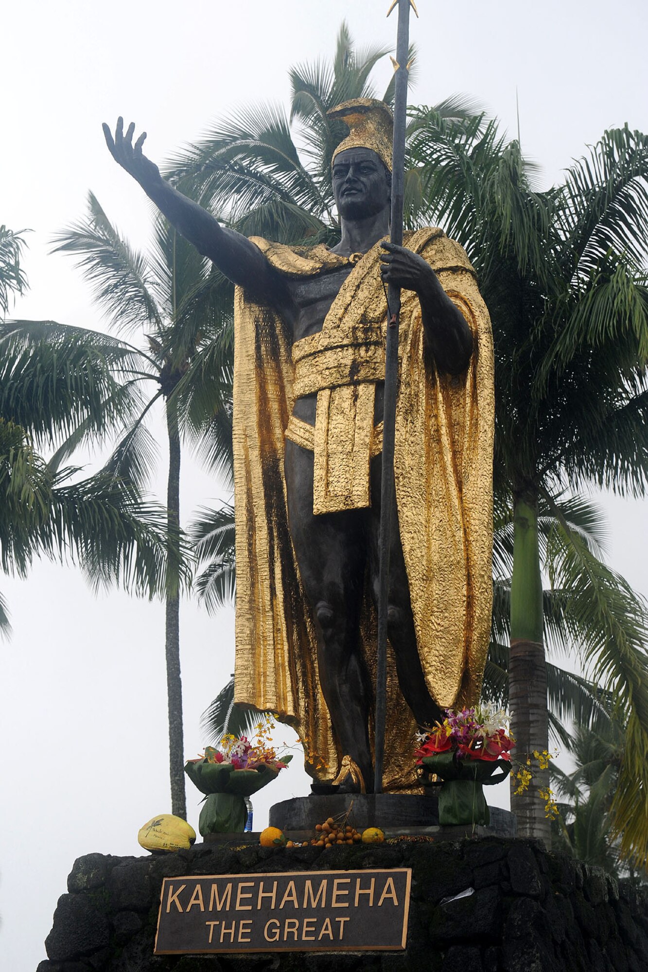 A statue of Kamehameha ?The Great? overlooks the city of Hilo, Hawaii. The city celebrated Veterans Day with the 2010 Big Island Veterans Day Parade, Nov. 6, 2010.  City officials invited the National Security Agency/Central Security Service Joint Service Color Guard and the Naval Pacific Fleet Band to participate in the parade that day. (U.S. Air Force photo/Tech. Sgt. Jerome S. Tayborn)