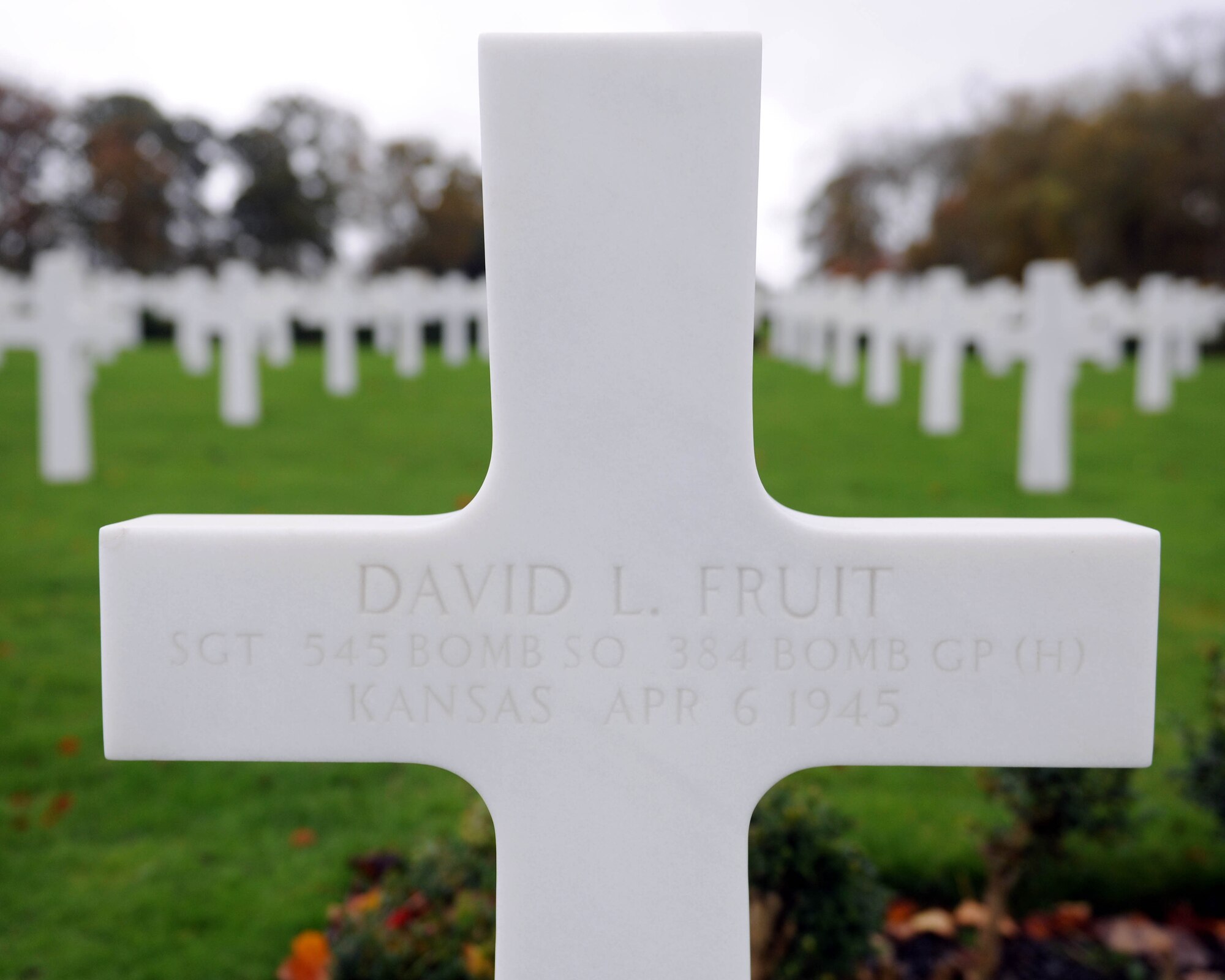 CAMBRIDGE - Army Air Corps Sgt. David L. Fruit, 545th Bomb Squadron, is remembered on Veteran's Day at Madingley American Cemetery. (U.S. Air Force photo by Staff Sgt. Joel Mease)