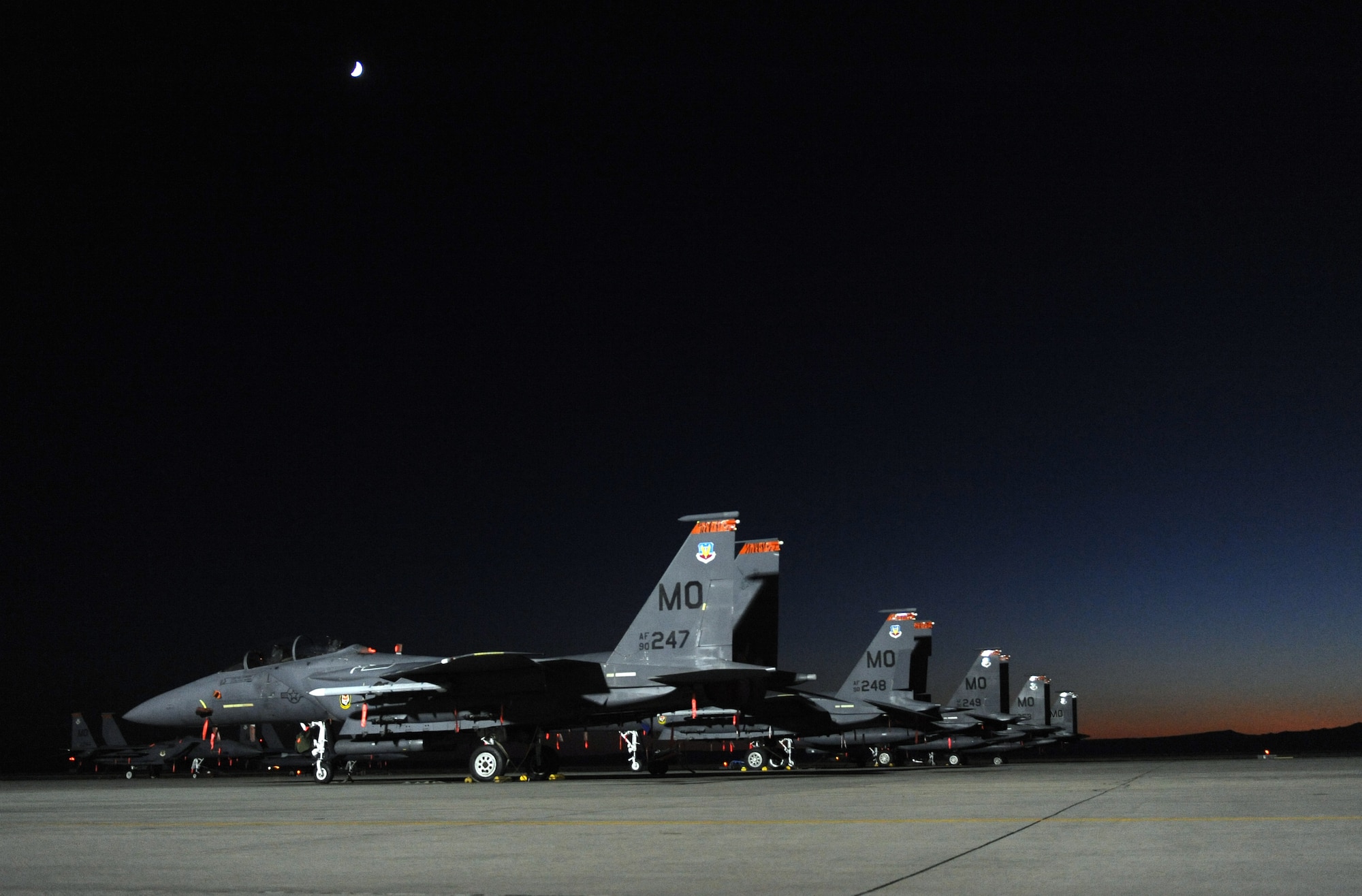 MOUNTAIN HOME AIR FORCE BASE, Idaho – Five F-15E Strike Eagles assigned to the 391st Fighter Squadron sit on the flightline here on Veteran’s Day Nov. 11. (U.S. Air Force photo by Senior Airman Debbie Lockhart)(Released)