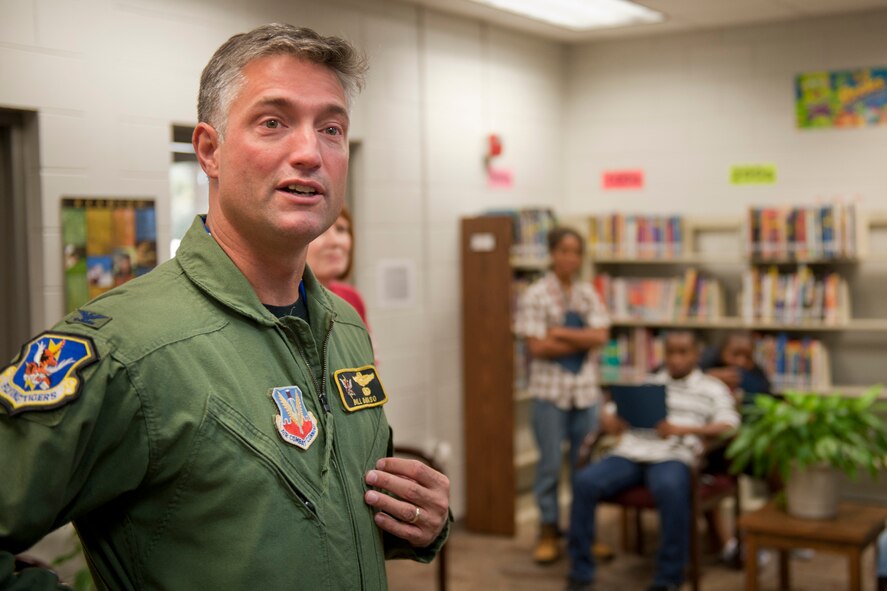 VALDOSTA, Ga. -- Col. William DeMaso, 23rd Wing vice commander, addresses Lowndes Middle School students Nov. 12. Colonel DeMaso thanked the students for their participation in the 2010 Air Show Logo Contest and invited them to Moody Air Force Base for the Community Appreciation Day Air Show scheduled for Nov. 13. (U.S. Air Force photo/Senior Airman Jamal D. Sutter) (RELEASED)