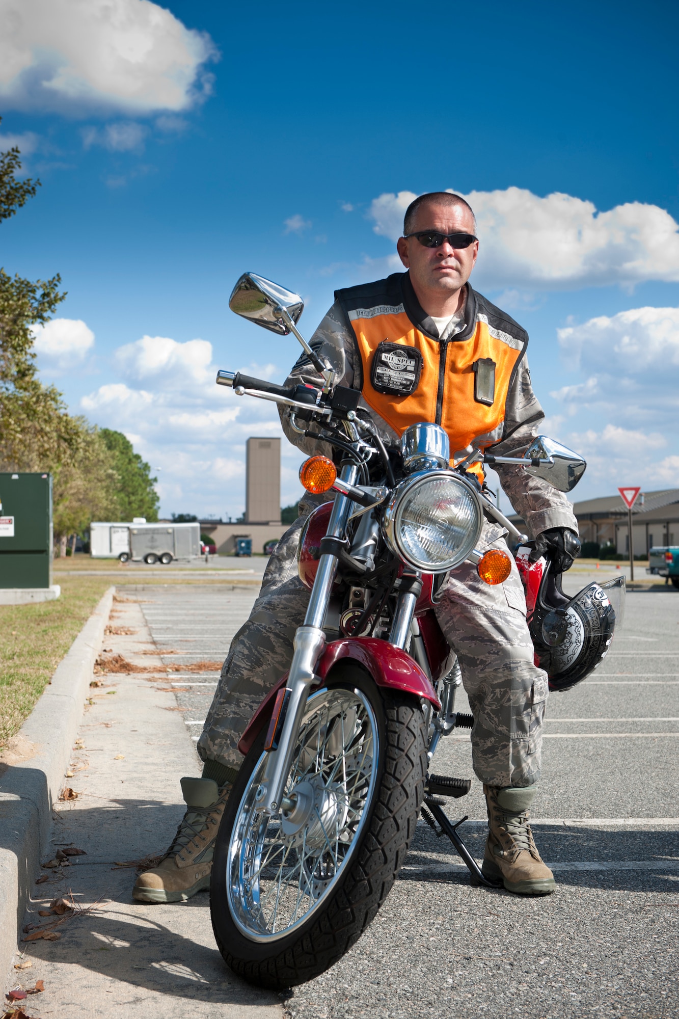 MOODY AIR FORCE BASE, Ga. -- Tech. Sgt. James Kutlik, 23rd Maintenance Operations Squadron engine manager, tests a new training motorcycle Nov. 5. The base received 13 new bikes to replace the previous unserviceable ones for its motorcycle safety course. Sergeant Kutlik has been a motorcyclist for 20 years and has been a motorcycle safety instructor for two years. (U.S. Air Force photo/Senior Airman Jamal D. Sutter)(RELEASED)