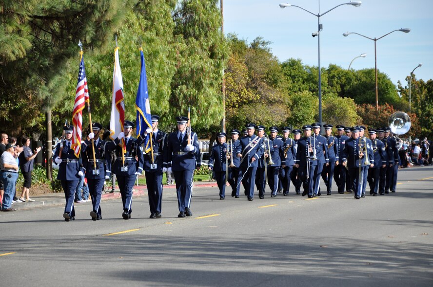 The Travis Air Force Base, Calif., Honor Guard and United States Air Force Band of the Golden West open the Fairfield Veteran's Day Parade in downtown Fairfield, Calif., on Nov. 11, 2010. (U.S. Air Force Photo/Airman 1st Class Michael Battles) 