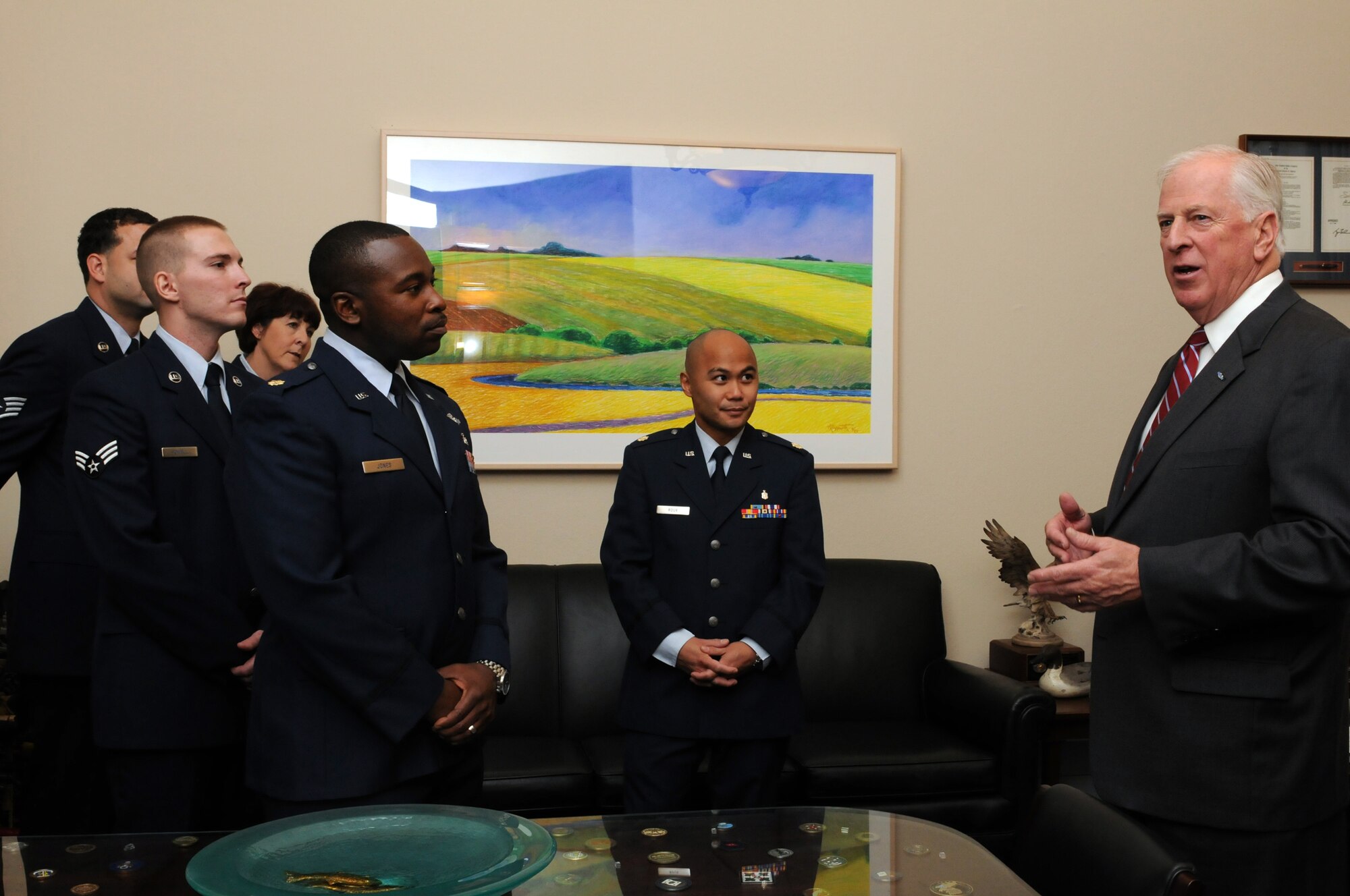 JOINT BASE ANDREWS, Md. -- Team Andrews Airmen from medical-related career fields met with U.S. Congressman Mike Thompson at the Cannon House Office Building, Washington DC Nov. 17. The meet and greet session was scheduled in conjunction with the passing of a U.S. House of Representatives resolution which honors all Airmen who support and perform Aeromedical Evacuation. Congressman Thompson sponsored the resolution along with 76 other co-sponsors. (U.S. Air Force
photo/Tech Sgt. Steve Lewis)