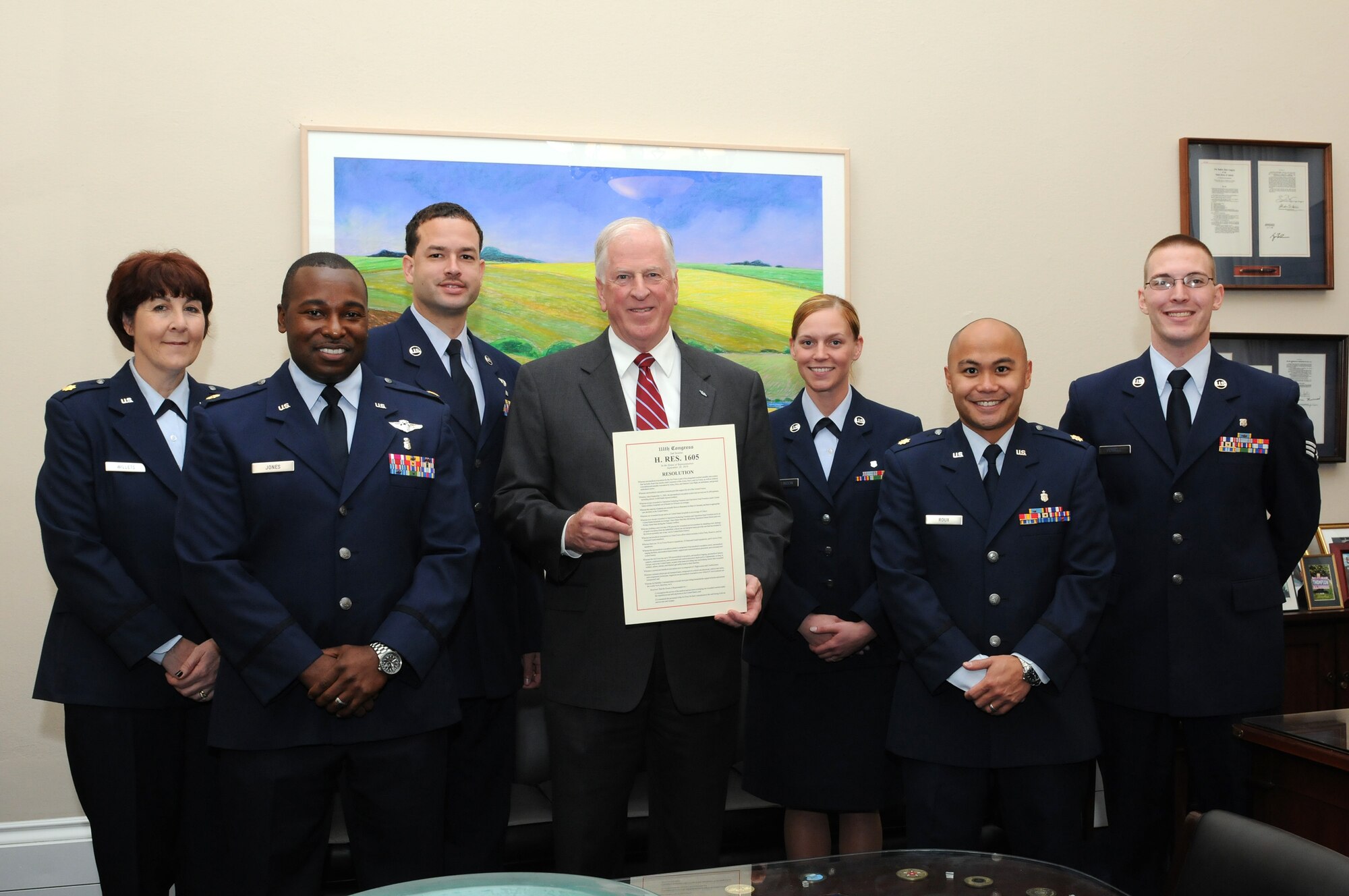 JOINT BASE ANDREWS, Md. -- Team Andrews Airmen from medical-related career fields met with U.S. Congressman Mike Thompson at the Cannon House Office Building, Washington DC Nov. 17. The meet and greet session was scheduled in conjunction with the passing of a U.S. House of Representatives resolution which honors all Airmen who support and perform Aeromedical Evacuation. Congressman Thompson sponsored the resolution along with 76 other co-sponsors. (U.S. Air Force
photo/Tech Sgt. Steve Lewis)
