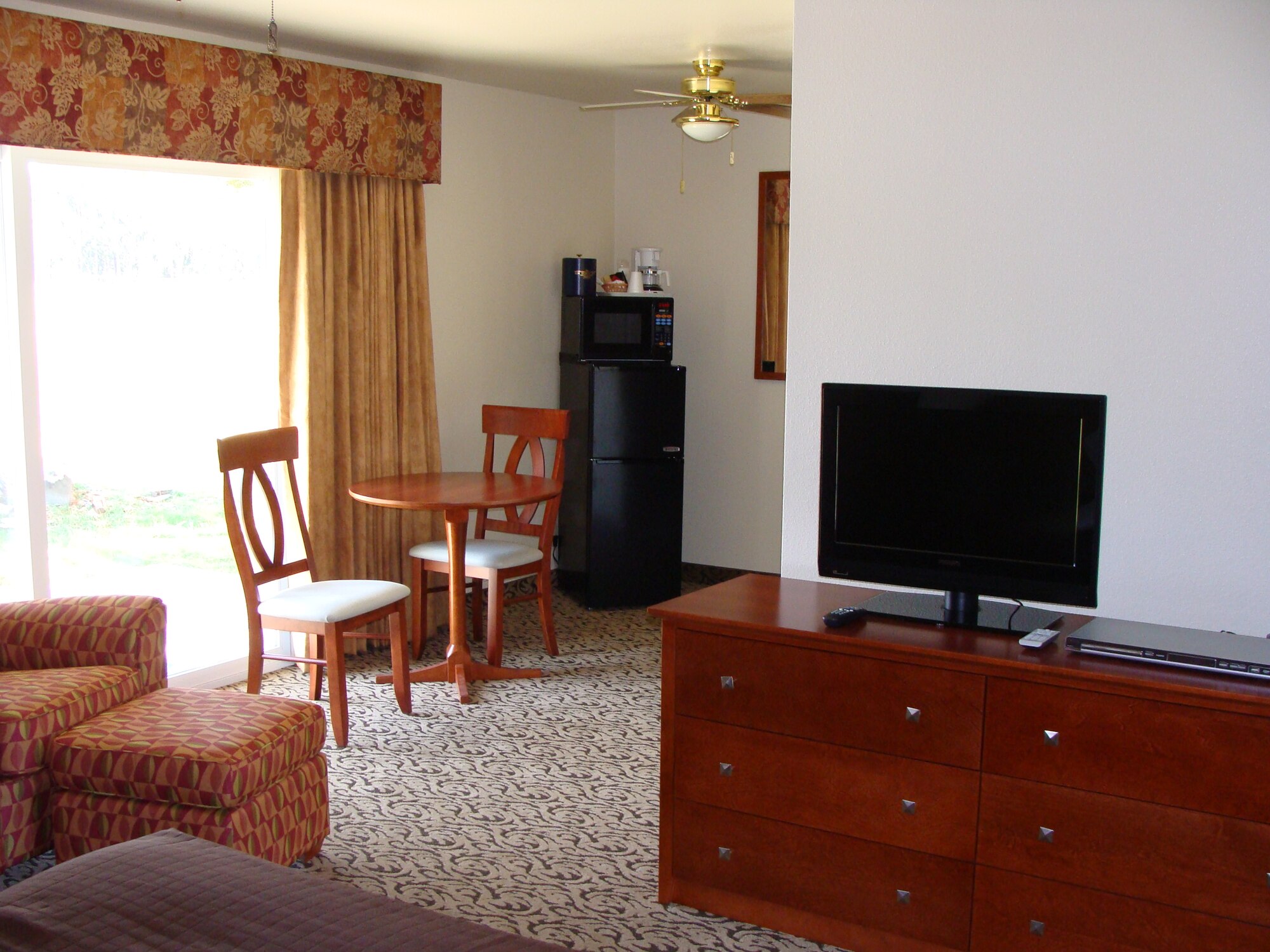 VANDENBERG AIR FORCE BASE, Calif. - The Visiting Airman Quarters at the Vandenberg Lodge here are undergoing an extensive $1.1 million room upgrade now through the end of December. (Courtesy photo)