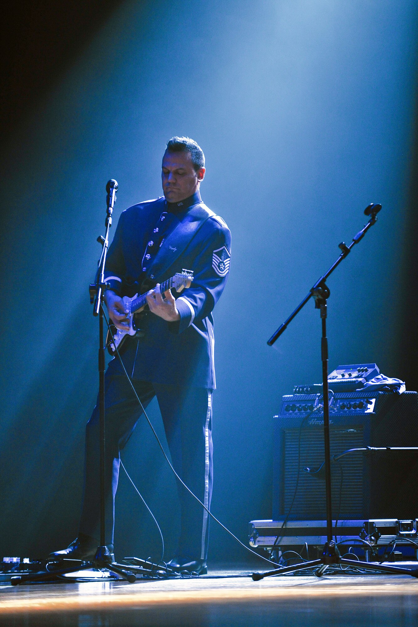 AKISHIMA, Japan -- Master Sgt. Gary Rosenak, U.S. Air Force Band of the Pacific-Asia, performs a solo Nov. 23 during the Japan-U.S. Joint concert in Akishima city. North Kanto Defense Bureau hosted the Japan-U.S. Joint Concert to enhance bilateral relations between U.S. service members, dependents and neighbors of Yokota Air Base. (U.S. Air Force photo/Osakabe Yasuo)