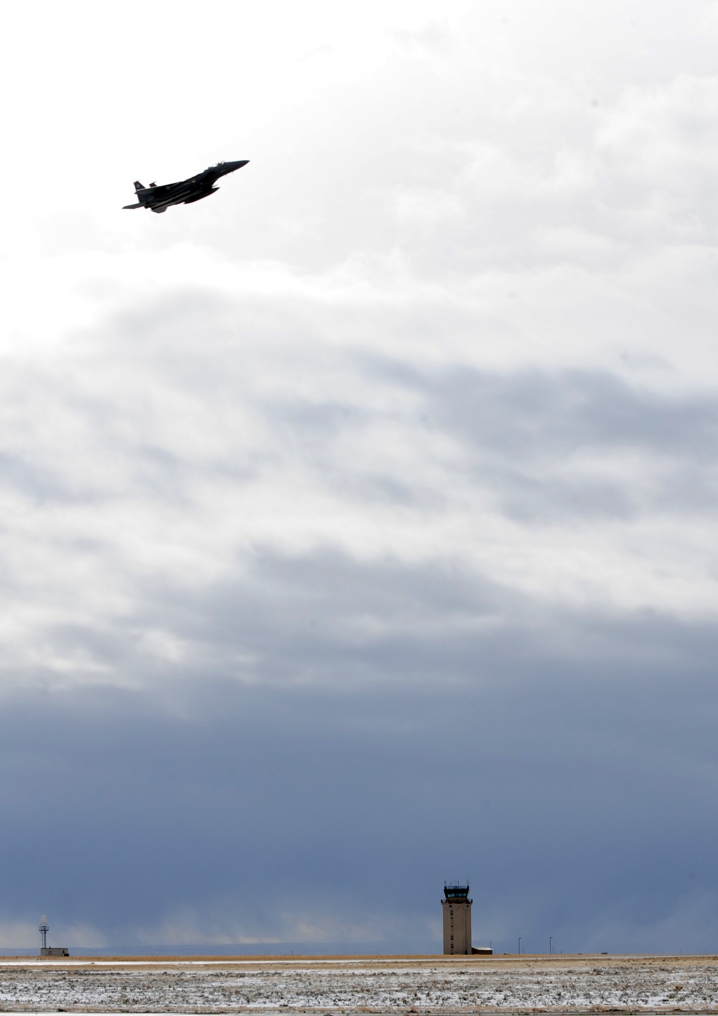 MOUNTAIN HOME AIR FORCE BASE, Idaho -- An F-15E Strike Eagle takes off during a phase one operational readiness exercise Nov. 22. The base uses exercises to increase readiness and enhance the efficiency of processing combat-ready Airmen. (U.S. Air Force photo by Senior Airman Debbie Lockhart)