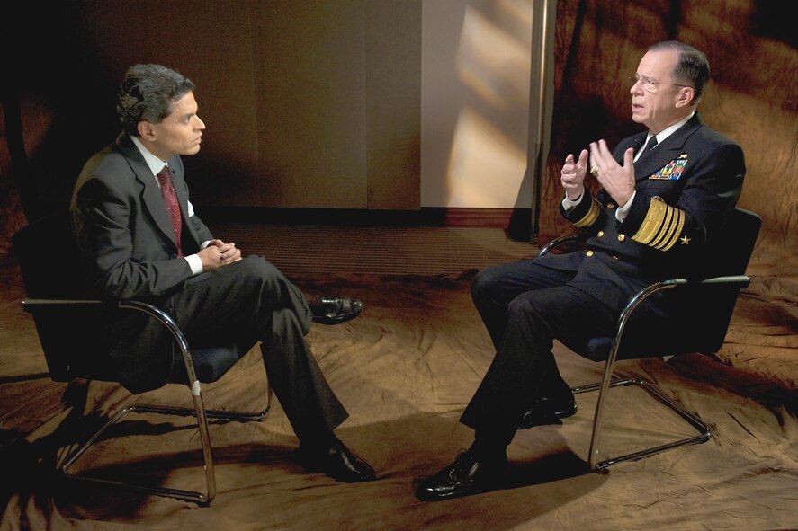 CNN's Fareed Zakaria interviews U.S. Navy Adm. Mike Mullen, the Chairman of the Joint Chiefs of Staff, Nov. 24, 2010, in New York City. The program aired Nov. 28. (DOD photo/Navy Petty Officer 1st Class Chad J. McNeeley)