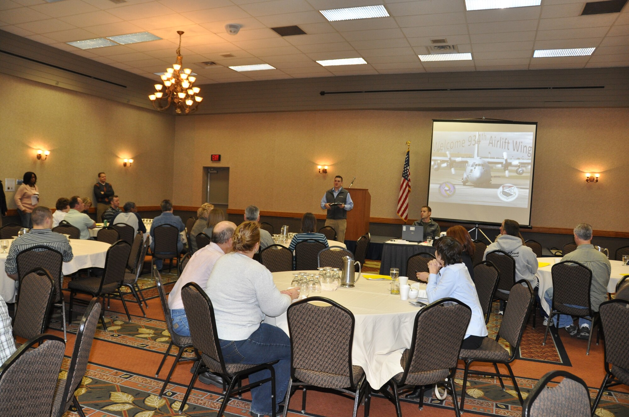 Tech. Sgt. Matt Soetaert, 934th Airlift Wing chaplain's assistant, talks with wing and family members at the Yellow Ribbon retreat held at Arrowood Resort in Alexandria, Minn. Nov. 13. (Air Force Photo/Capt. Sabra Brown)