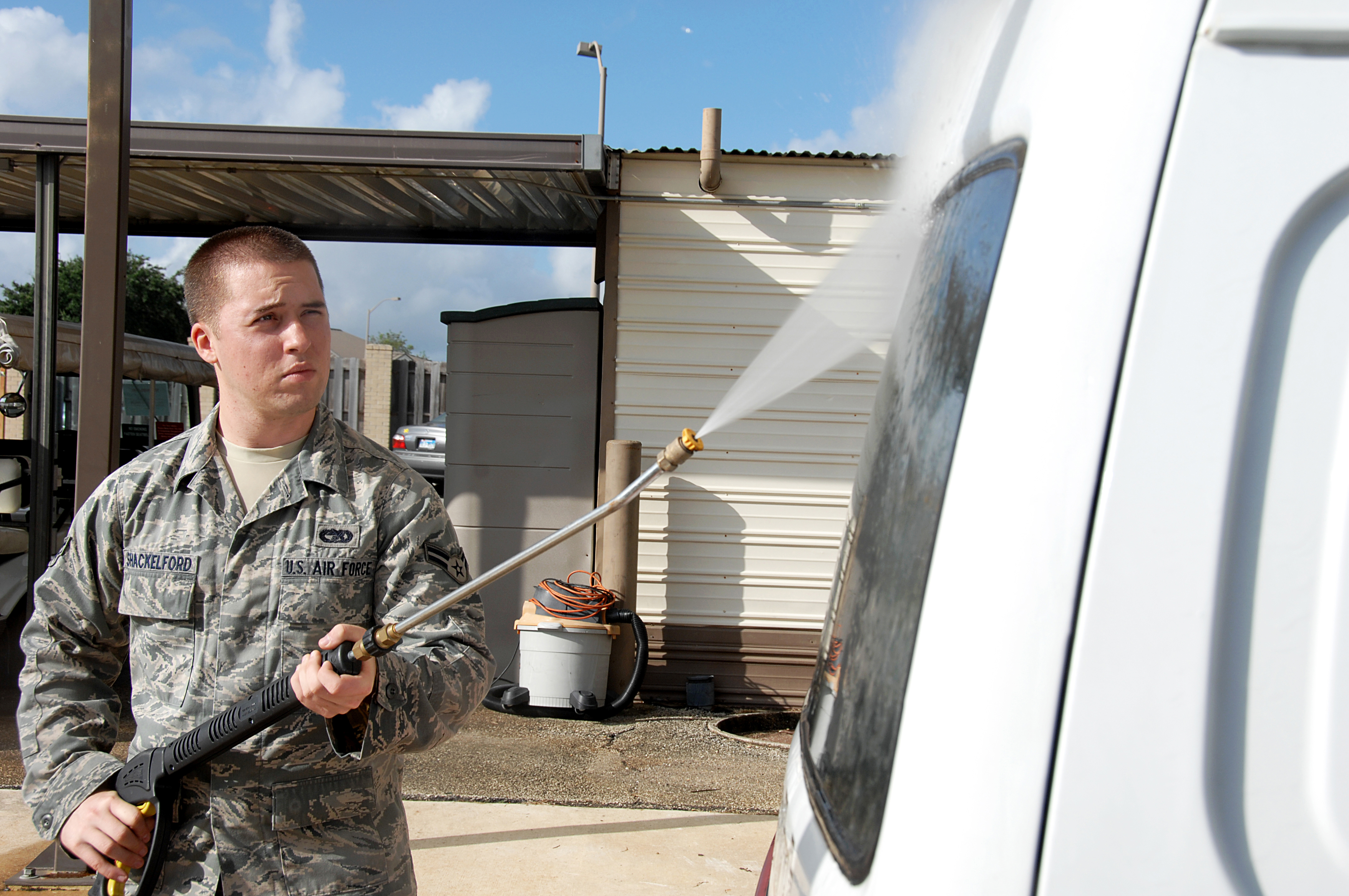lackland afb recycling center