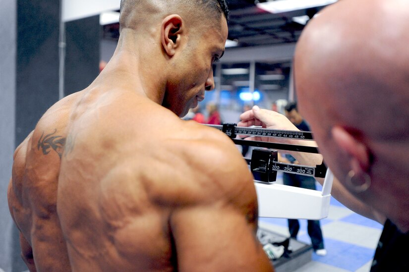 Airman tops local bodybuilding competition > Pacific Air Forces