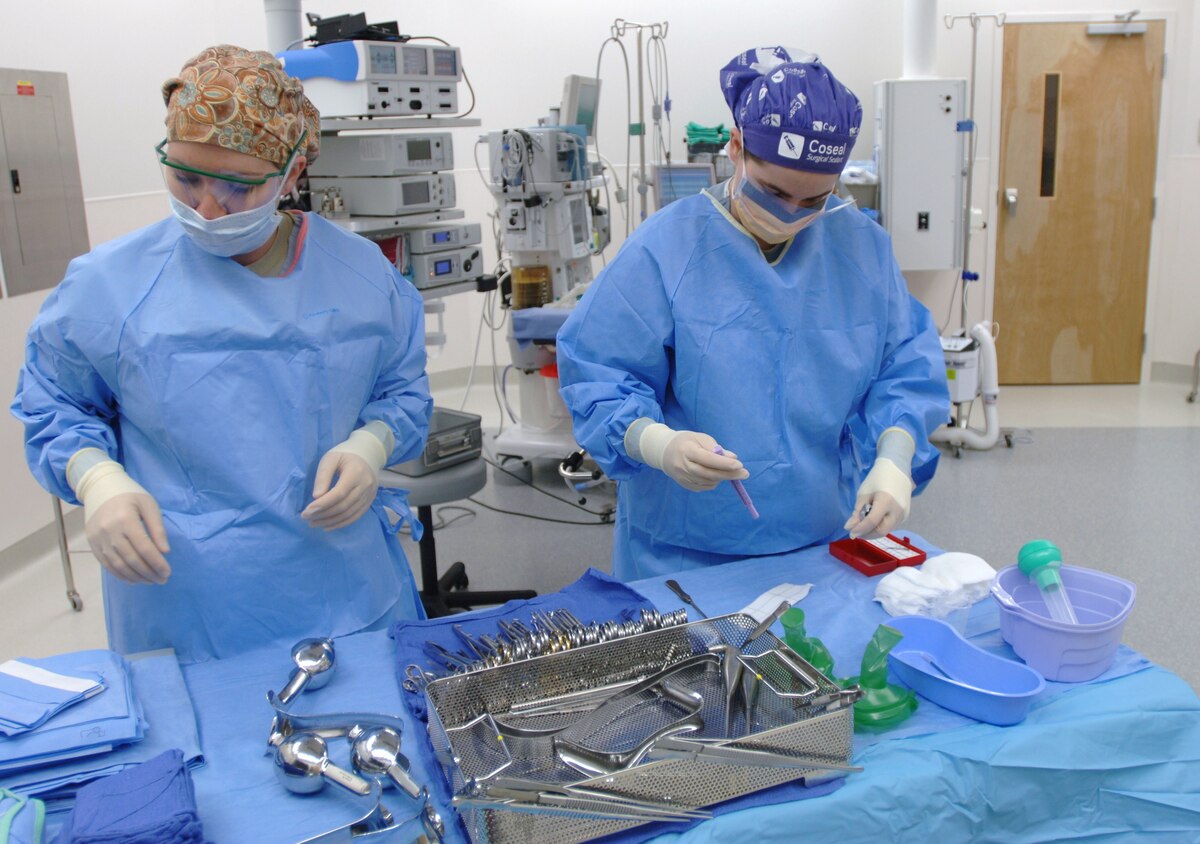 behind-the-surgical-care-scene-operating-room-technologists-air-combat-command-display