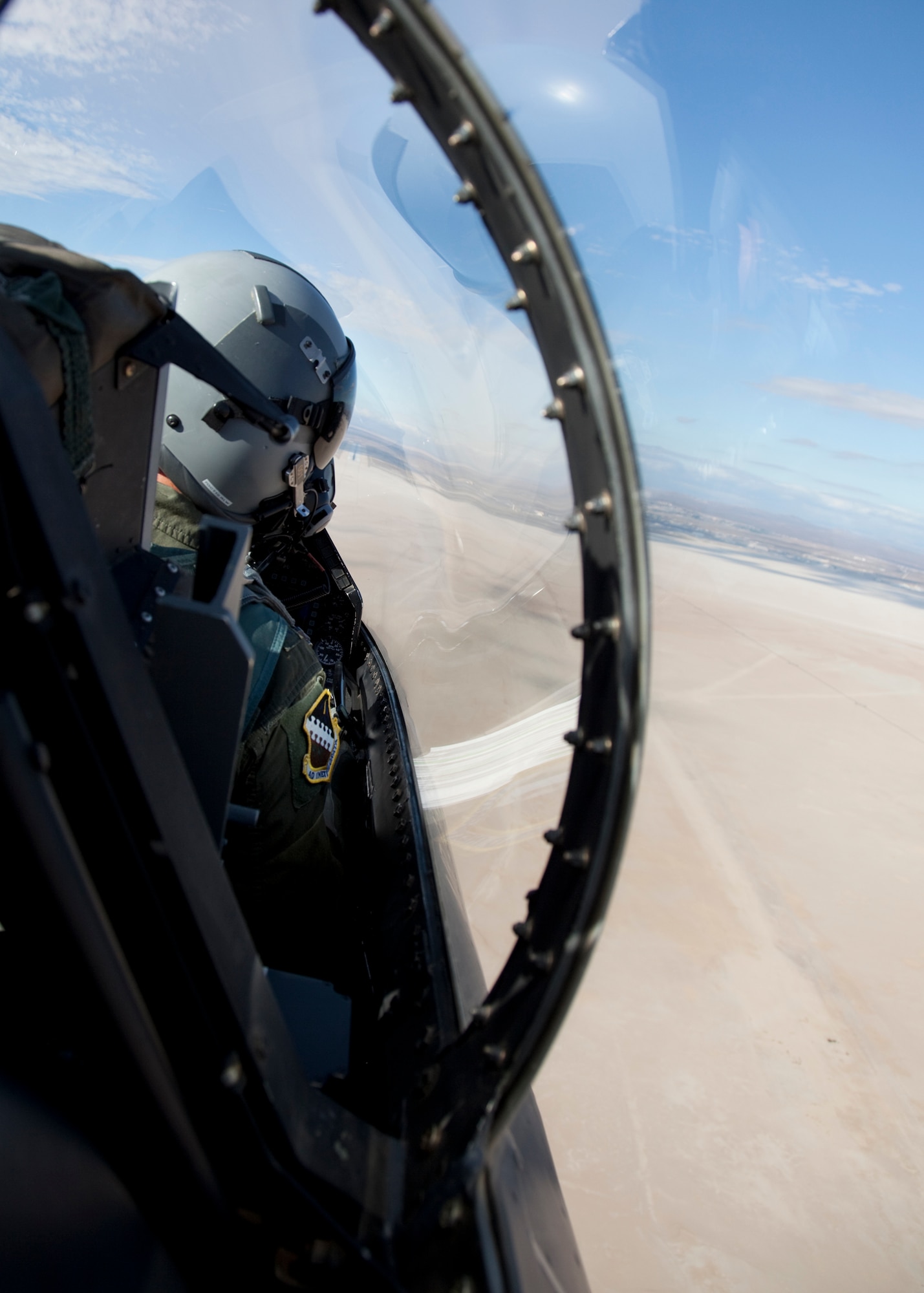 Maj. Gen. David J. Eichhorn takes his final flight aboard his F-16 Oct. 4.  General Eichhorn has spent the last three years as Air Force Flight Test Center commander.  (Air Force photo by Bobbi Zapka)
