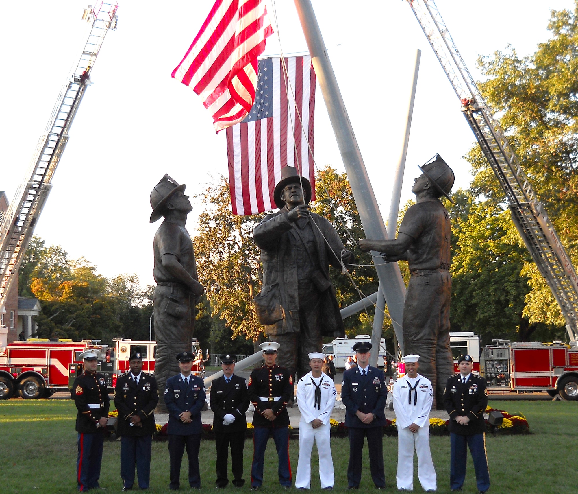 DOD firefighters honored at national memorial > 33rd Fighter Wing