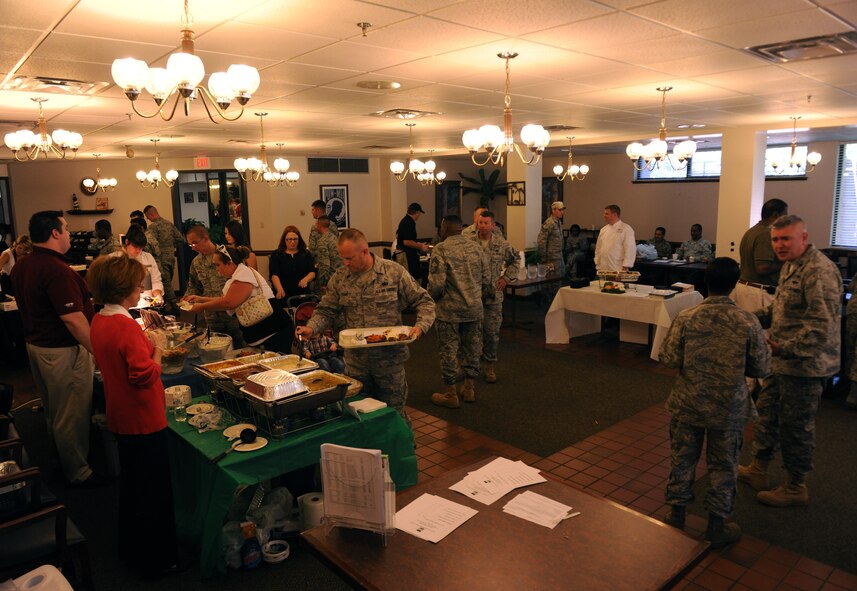 MOODY AIR FORCE BASE, Ga. -- Military members from across Moody came for the free food taste-test held at the Georgia Pines Dining Facility here Oct. 7. The dining facility hosted the food survey to ensure new products were available to the base populace. (U.S. Air Force photo/Airman 1st Class Benjamin Wiseman)