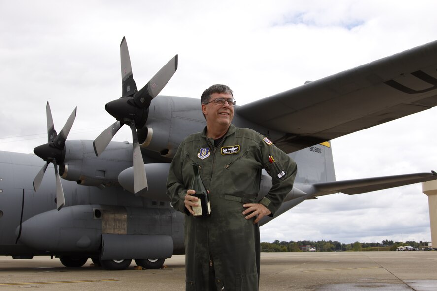 Colonel Elwell smiles as he greets the crowd and celebrates the completion of his final flight in theAir Force Reserve, Sept. 10, 2010. Col. Elwell will transition in October to Dobbins AFB where he will serve as the Operations Division Chief for the newly created Force Generation Center.