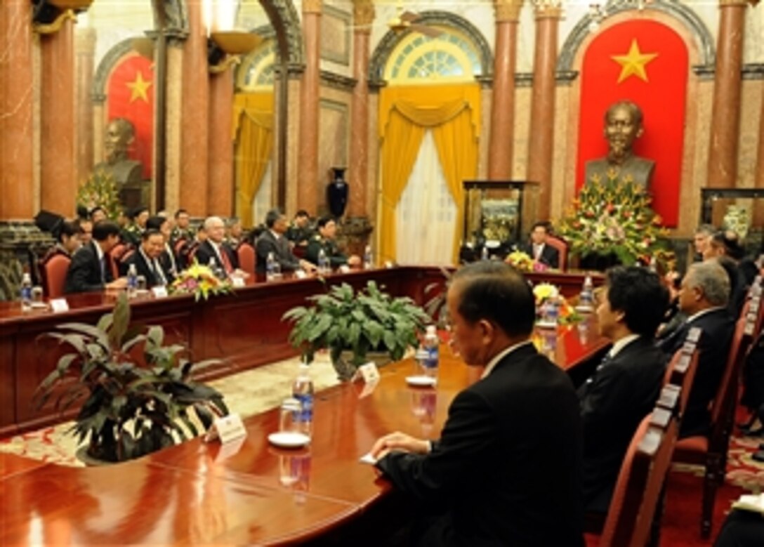 Secretary of Defense Robert M. Gates and other defense ministers meet with Vietnamese President Nguyen Minh Triet in the Presidential Palace during the Association of Southeast Asian Nations Defense Ministers' Meeting Retreat in Hanoi, Vietnam, on Oct. 12, 2010.  