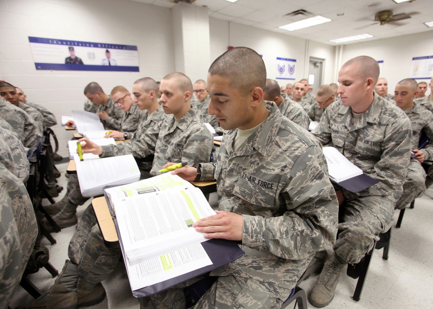 Students in Air Force Basic Military Training learn about defending cyberspace during a training class Oct. 8. The course teaches basic operating fundamentals on the AF network and the significance of protecting the network to meet the Air Force mission. (U.S. Air Force photo/Robbin Cresswell)