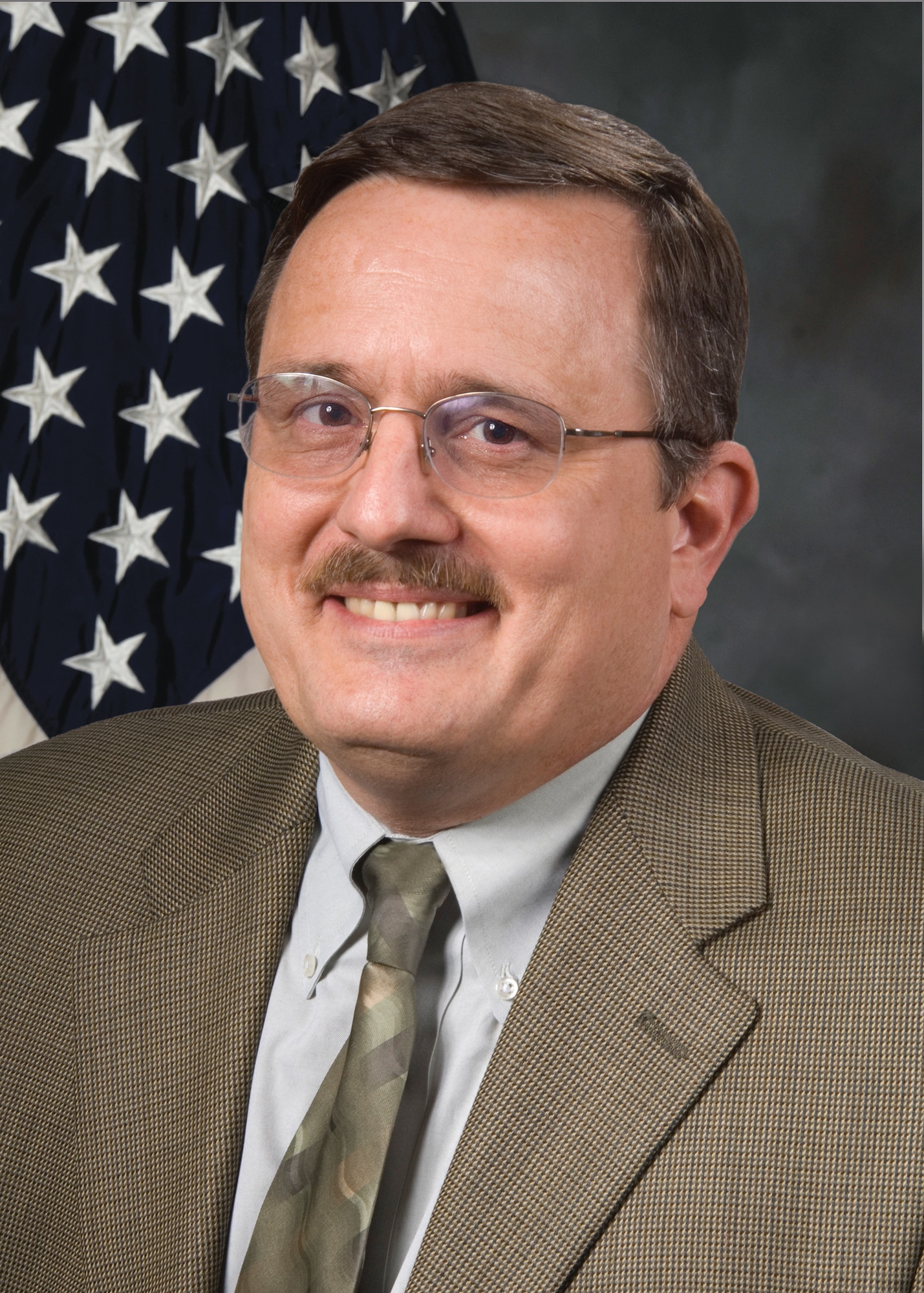 AFRL 2010 Fellow Dr. Winston (Wink) Bennett, of the 711th Human Performance Wing, Human Effectiveness Directorate (Air Force image)