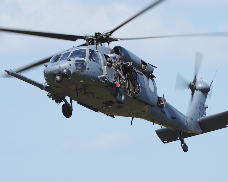 MOODY AIR FORCE BASE, Ga. -- An HH-60G Pave Hawk helicopter from the 41st Rescue Squadron prepares to land here Oct. 14. The Pave Hawk landed and dropped off personnel during the combat demonstration held at Grand Bay Bombing and Gunnery range. (U.S. Air Force photo/Airman 1st Class Benjamin Wiseman) 