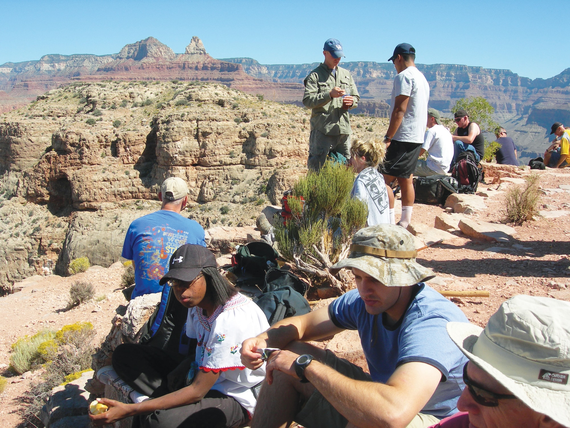 Luke Air Force Base Airmen and Marines from Marine Corps Air Station Miramar, California, stop to rest while hiking Grand Canyon durinthe the overnight trip on September 25th.  (U.S. Air Force photo/Airman 1st Class Roman Weber)