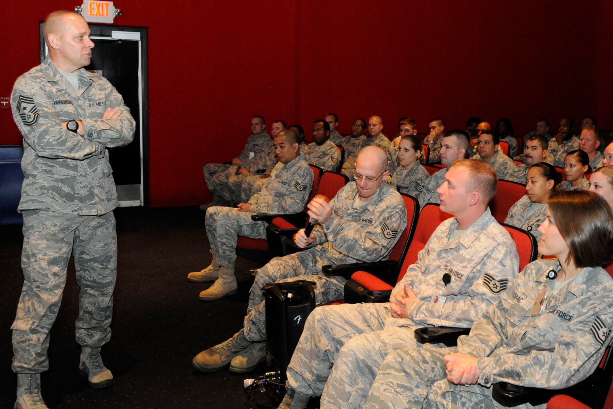 Chief Master Sgt. Dennis Vannorsdall, 3rd Air Force command chief master sergeant, conducts an NCO forum with Team Lajes non-commissioned officers at the base theater Oct. 12, 2010.  The enlisted call was designed to allow Chief Vannorsdall to hear from the enlisted members so he can advise leadership at the 3rd Air Force.  (Photo by Guido Melo)