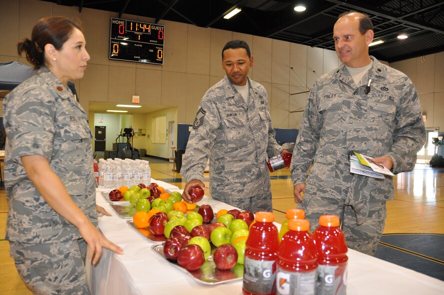 March Fitness Fair promotes “fitness for life.” (U.S. Air Force photo by Master Sgt. Linda Welz)