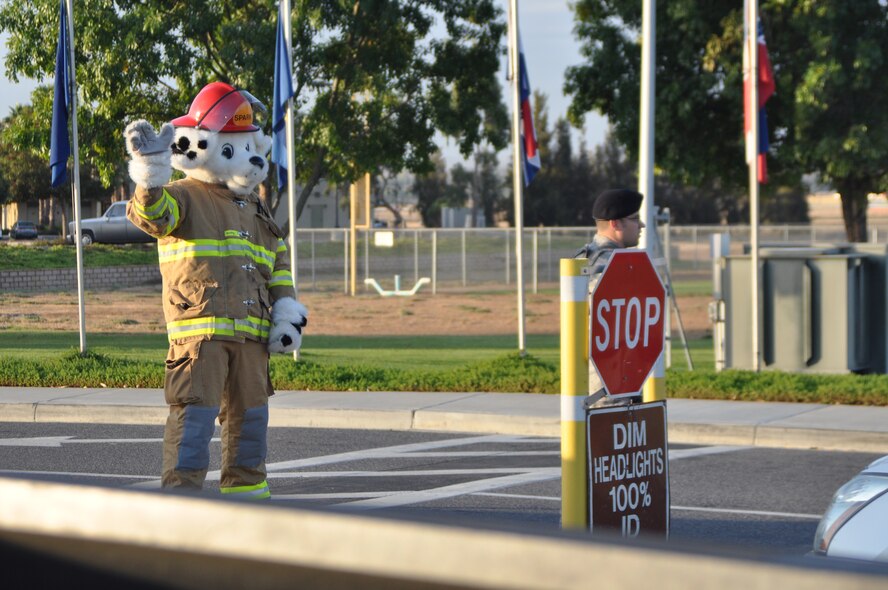 Sparky’s big adventure: Fire Prevention Week 2010 (U.S. Air Force photo by Linda Welz) 