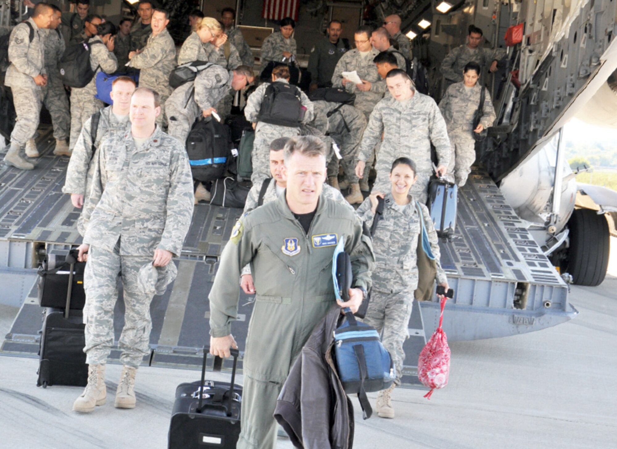 Departing the C-17 in Ohio (U.S. Air Force photo by Staff Sgt. Robert Nelson)