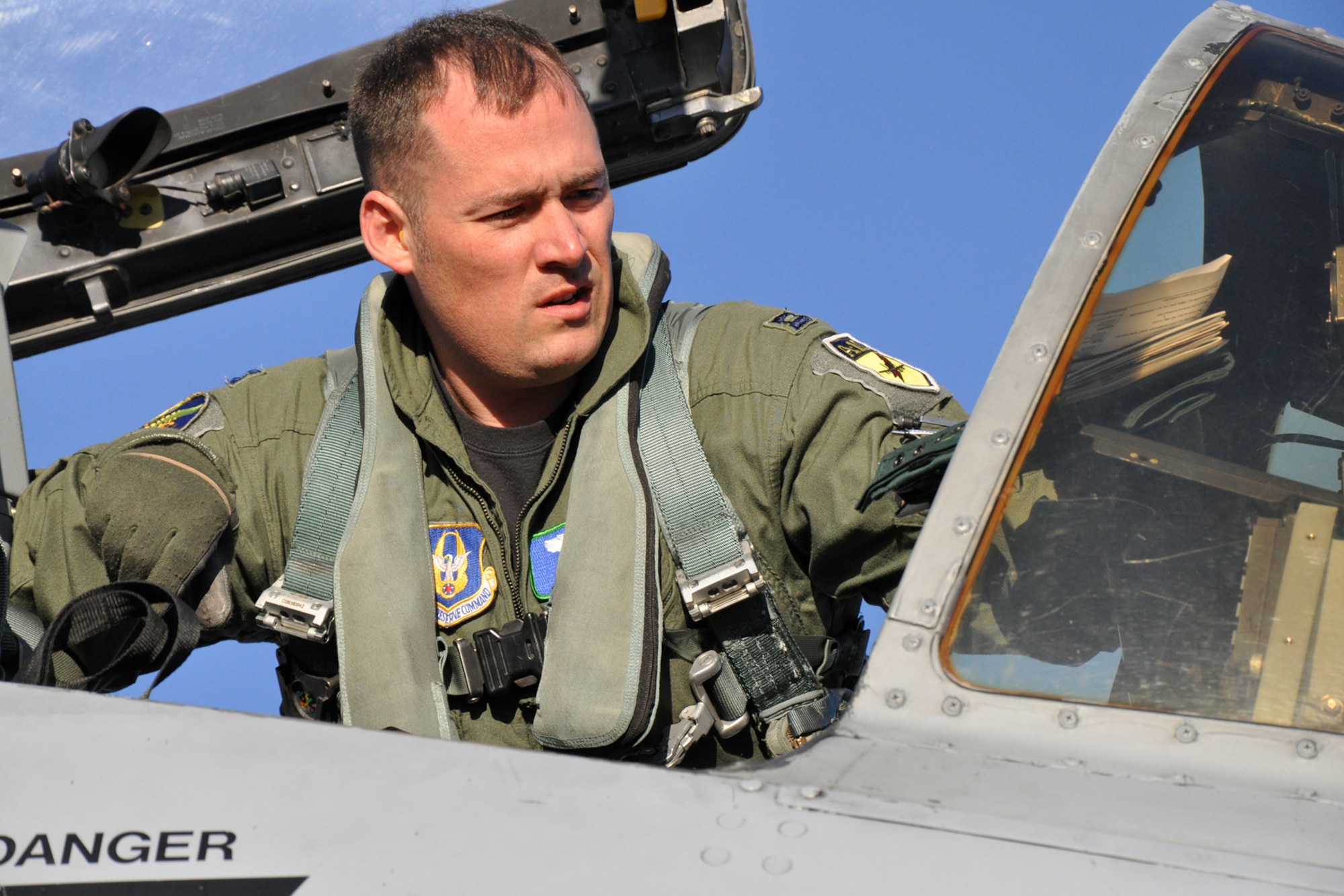 A-10 pilot Capt. Adam Ratican prepares for an orientation flight before the Hawgsmoke 2010 competition in Boise, Idaho, Oct. 13, 2010. Members of the 917th Wing and 47th Fighter Squadron at Barksdale Air Force Base, La., were in Boise supporting and competing in Hawgsmoke 2010, which is a biennial worldwide A-10 bombing, missile and tactical gunnery competition. (U.S. Air Force photo/Tech. Sgt. Jeff Walston) 