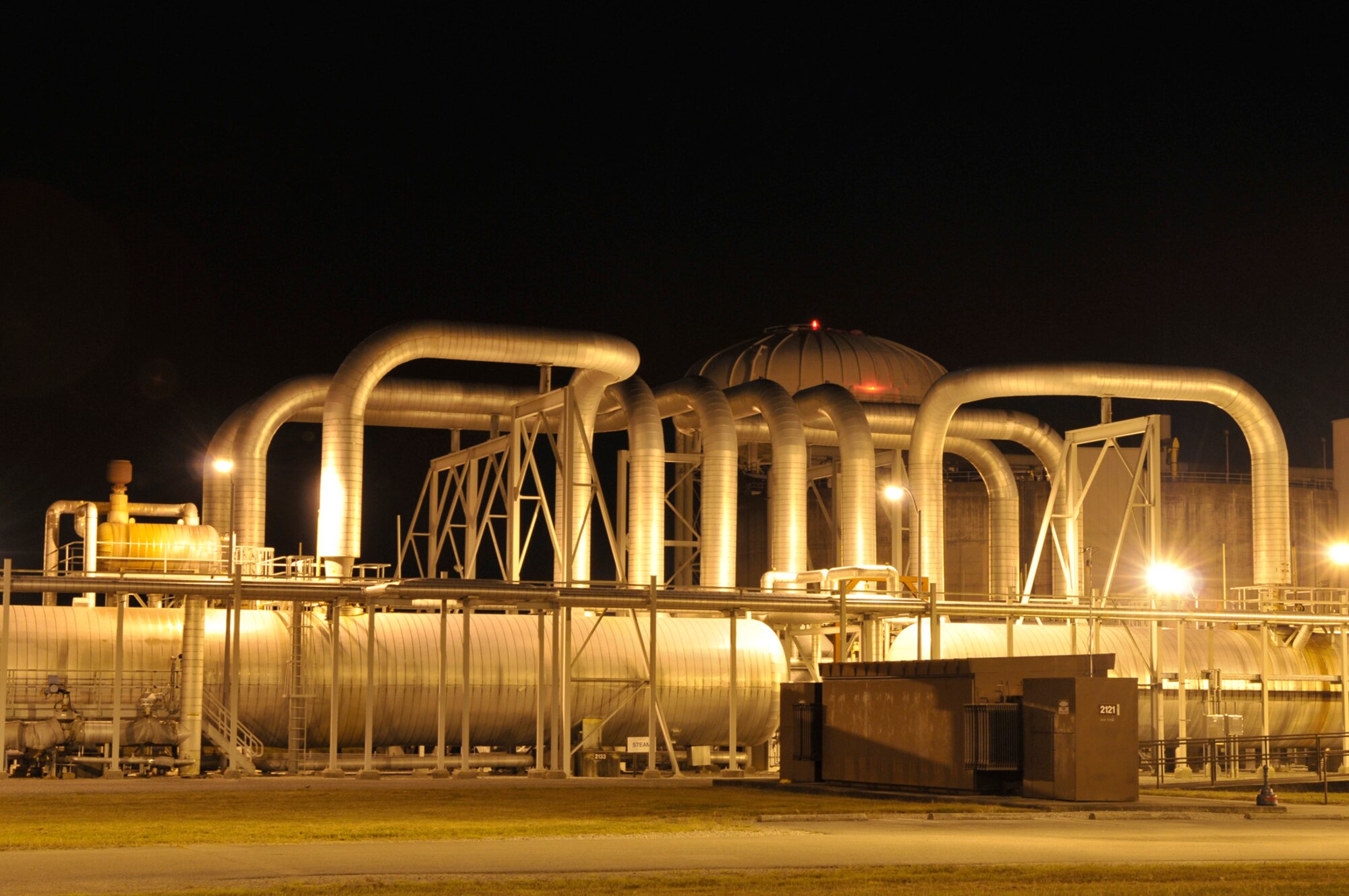 The large Rocket Test Facility J-6 uses "night ops," a program in which testing is conducted during the night of summer months. The program is in its fourth year of implementation. (Photo by: Rick Goodfriend)