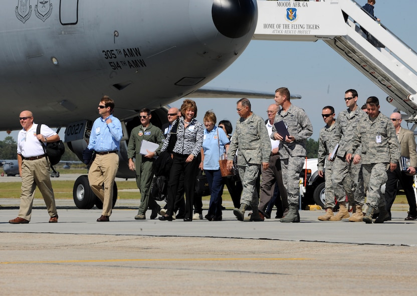 MOODY AIR FORCE BASE, Ga. -- Approximately 30 civic leaders from across Air Combat Command visited the base here Oct. 18. During their visit, members of the ACC Commander’s Group were shown all the mission capabilities of Moody. (U.S. Air Force photo/Airman 1st Class  Benjamin Wiseman)