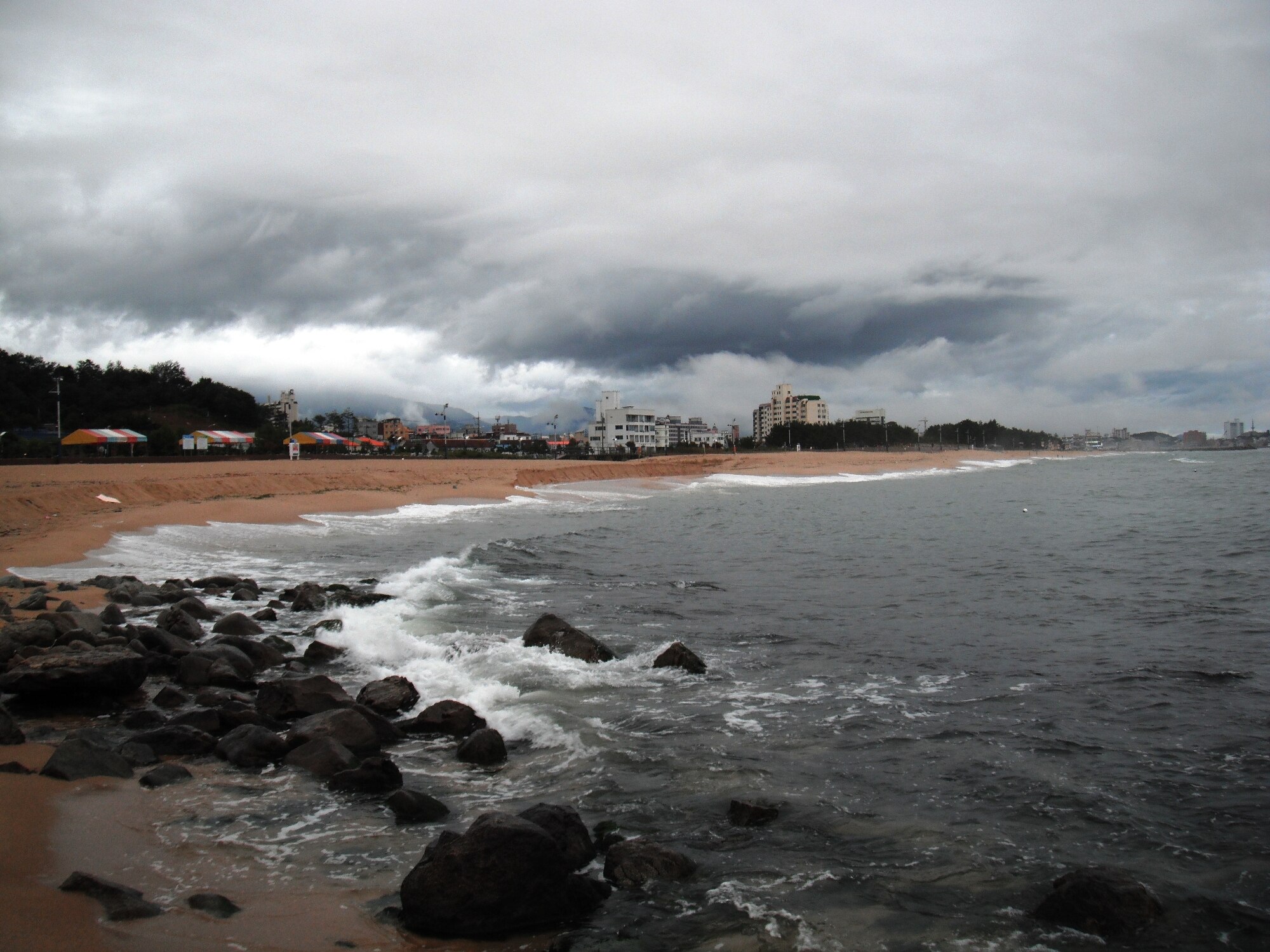 Early morning on Sokcho Beach, Republic of Korea. (U.S. Air Force photo/Staff Sgt. Eric Burks)