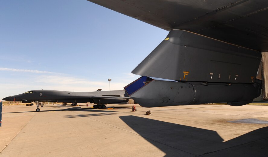 ELLSWORTH AFB, S.D. – A B-1B sniper pod waits on the flightline, Oct. 22. The pod is a long-range precision targeting system which supports the B-1’s mission by providing positive target identification, autonomous tracking, coordinate generation and precise weapons guidance from extended standoff ranges supporting air to ground operations. (U.S. Air Force photo/Senior Airman Kasey Close)