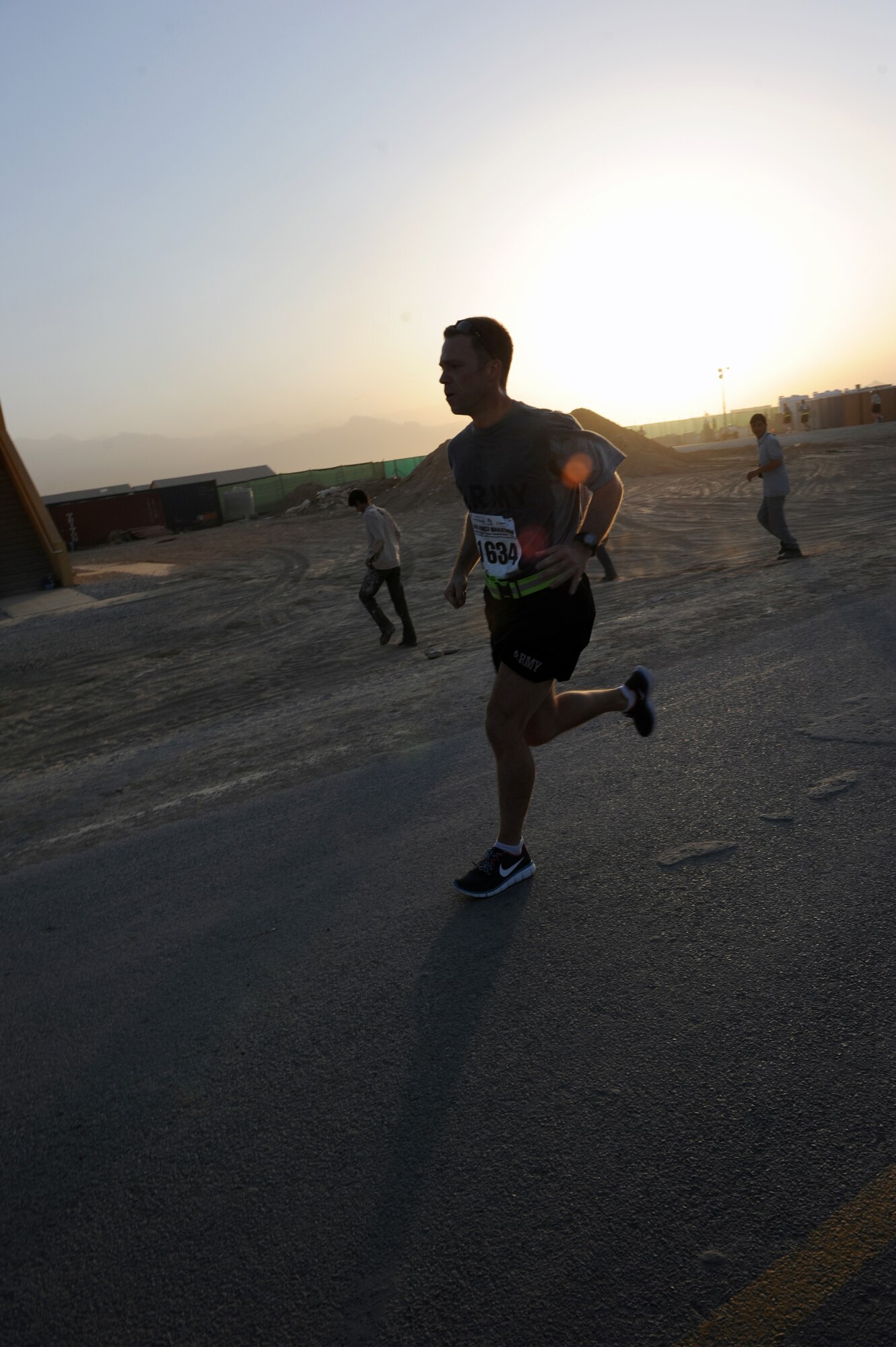 A Soldier runs in the Air Force-sponsored Half Marathon Sept. 4, 2010 at Bagram Airfield, Afghanistan. More than 1,000 members of Team Bagram ran in the event.