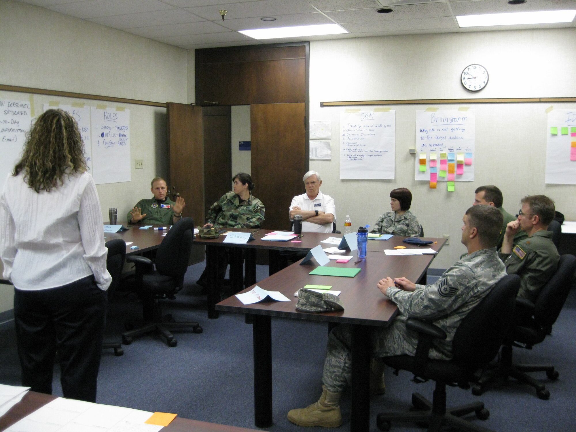 ALTUS AIR FORCE BASE, Okla. --  Jackie Sukup, Air Force Smart Operations for the 21st Century facilitaor, leads an AFSO21 open forum discussion July 20. The group to create a new Wing Information Plan to reduce base-wide e-mail. The new plan takes affect Oct. 1. (Courtesy photo)