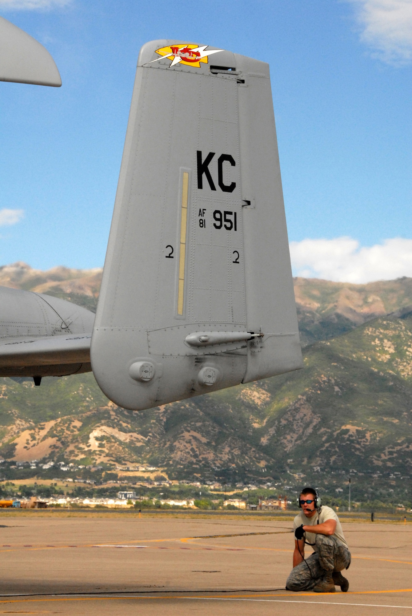 Staff Sgt. Jasen McLendon checks an A-10C Thunderbolt II prior to takeoff at Hill Air Force Base, Utah, Aug. 30.  Sergeant XXXXX is a crew chief in the 442nd Aircraft Maintenance Squadron, part of the 442nd Fighter Wing, based at Whiteman Air Force Base, Mo.  Sergeant McLendon was one of approximately 70 reservists from the wing who deployed to Hill to support the wing's pilots as they dropped live munitions on the nearby Utah Test and Training Range.  (U.S. Air Force photo/Lt. Col. David Kurle)