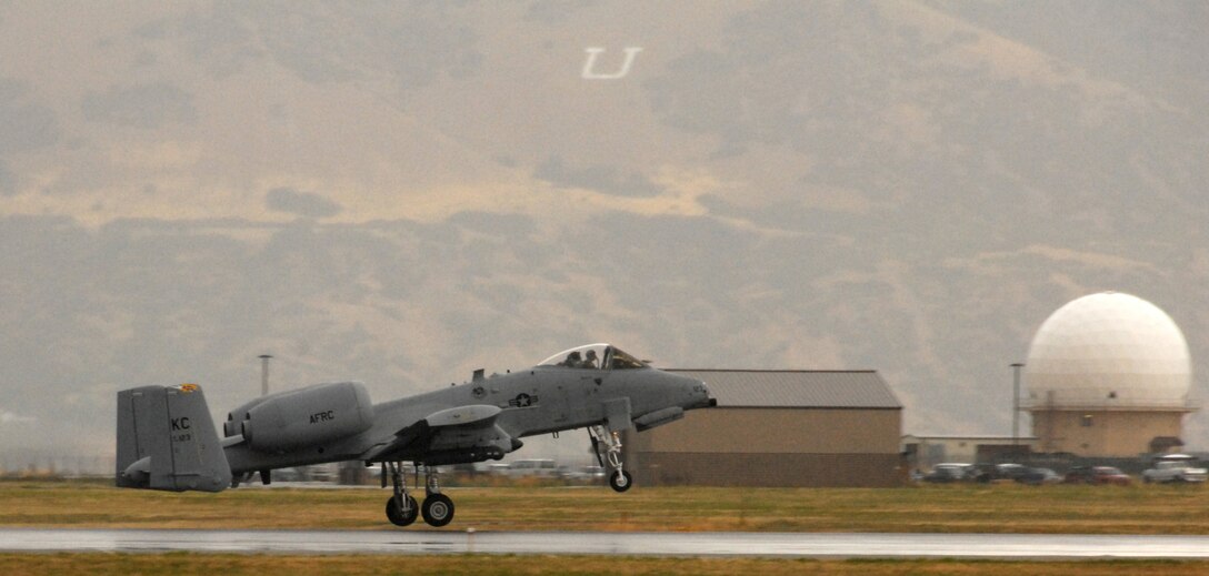 Maj. Lee Saugstad takes off from Hill Air Force Base, Utah, in an A-10C Thunderbolt II Aug. 30.  Major Saugstad is a pilot assigned to the 303rd Fighter Squadron, part of the 442nd Fighter Wing, an Air Force Reserve unit based at Whiteman Air Force Base, Mo.  Approximately 70 reservists from the wing deployed to Hill for live-munitions training at the Utah Test and Training Range.  The trip marked the first time the wing's pilots dropped live, GPS-guided GBU-38 500-pound bombs.  (U.S. Air Force photo/Lt. Col. David Kurle)