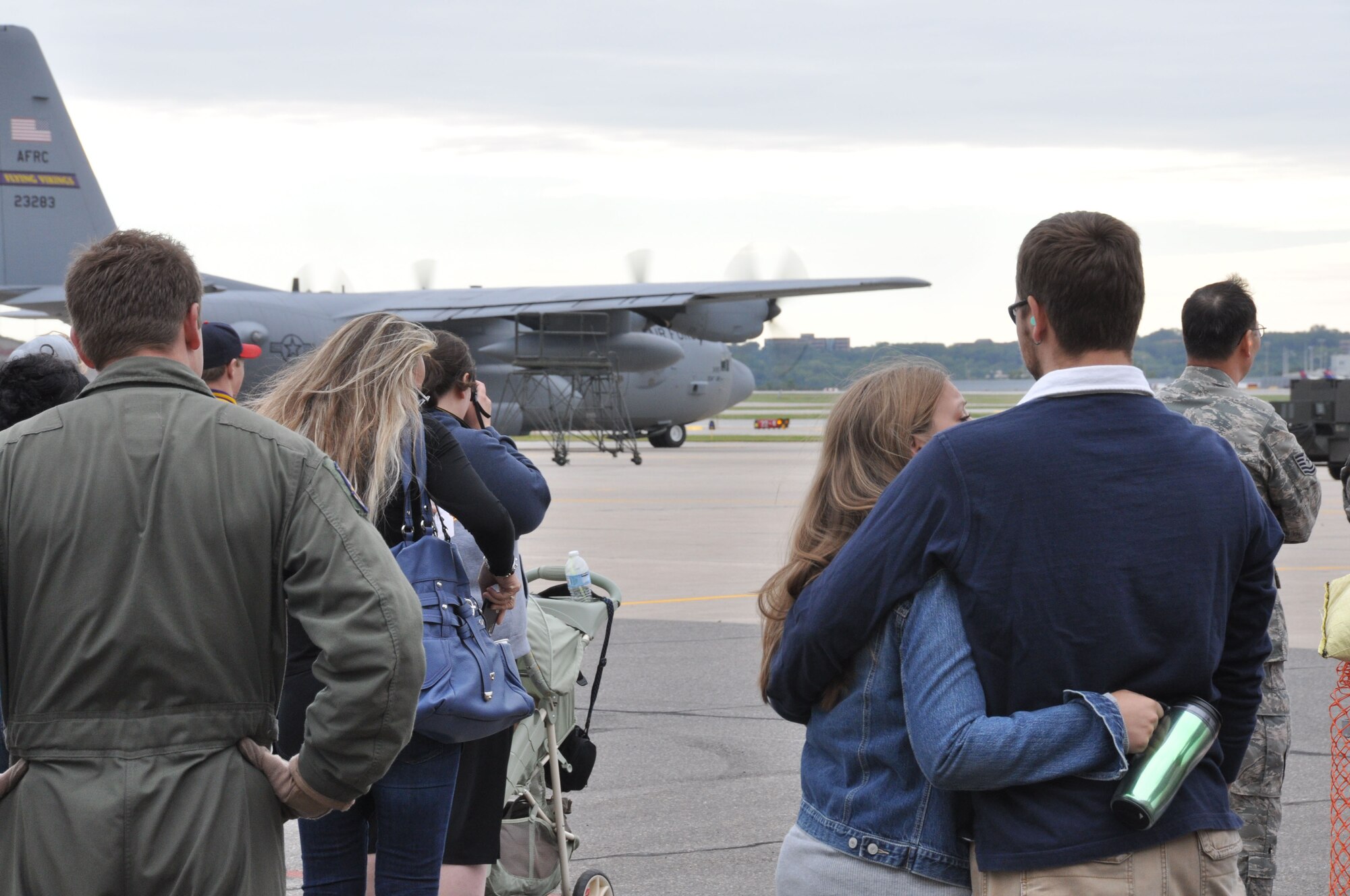 934th Airlift Wing families and friends say goodbye to deployers Sept. 10 at Minneapolis St. Paul International Airport Air Reserve Station. (Air Force Photo/Paul Zadach)