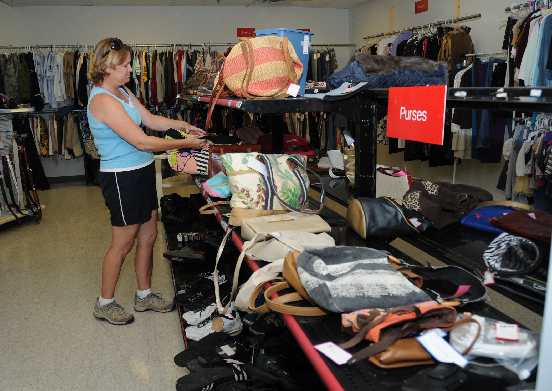 Bargain hunters flock to Airman’s Attic, Keesler Thrift Shop > Keesler