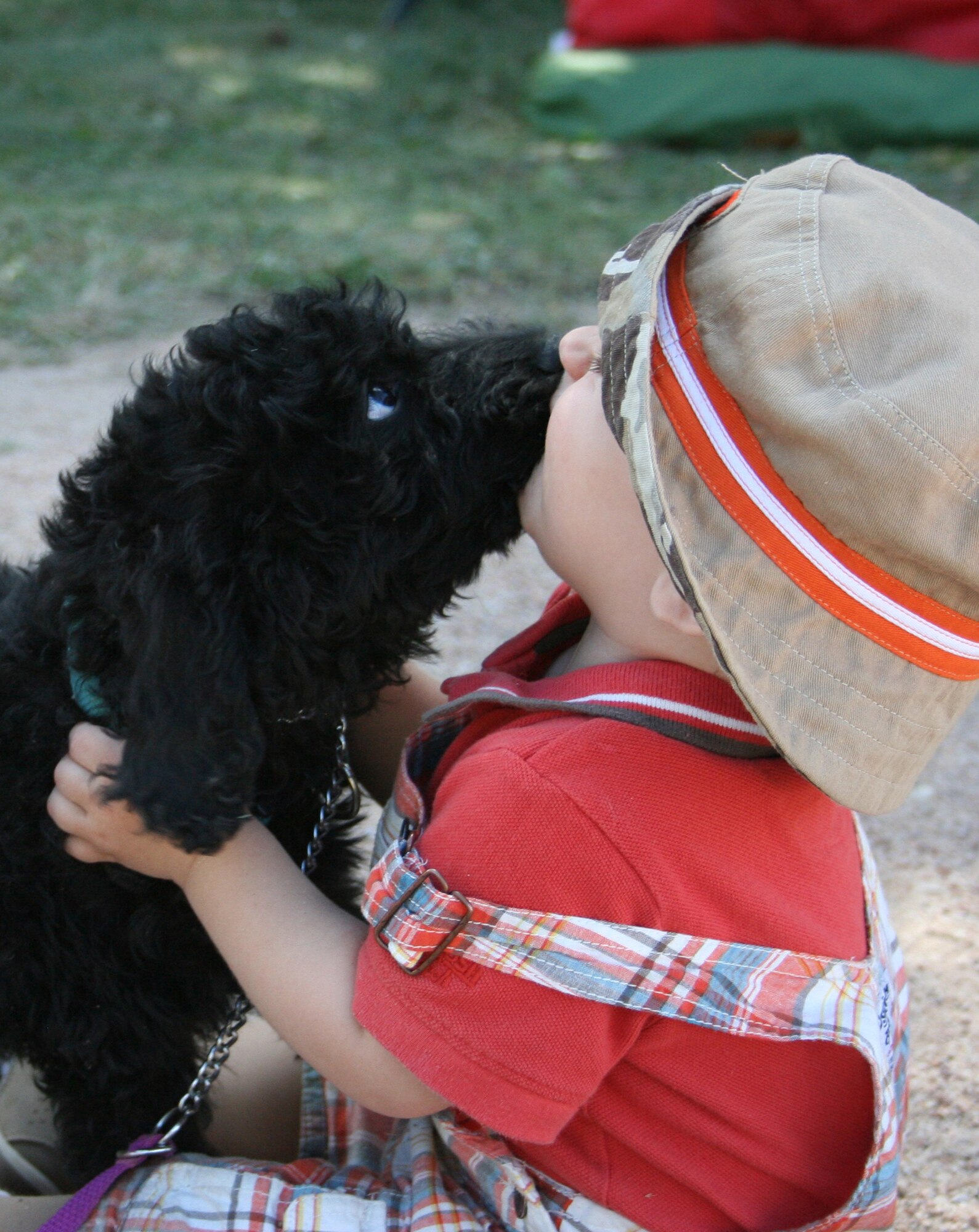310th Space Wing Airmen and members of their families had the opportunity to spend quality time together Sept. 12 at the southern units family day picnic held at the Air Force Academy?s FamCamp. The Reserve Officer?s Association, 310SW Junior Enlisted Council and various other organizations also contributed numerous hours to the planning of the event. (U.S. Air Force Photo/ Staff Sgt. Desiree Economides) 